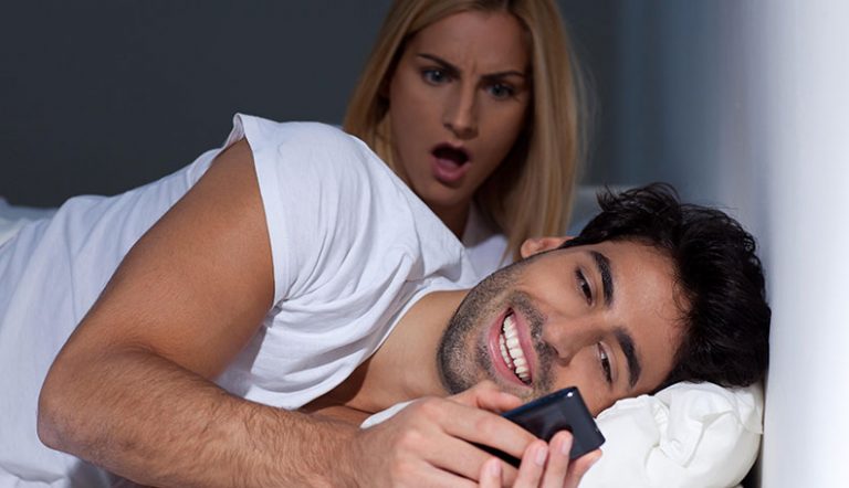 10 signs your partner is cheating on you