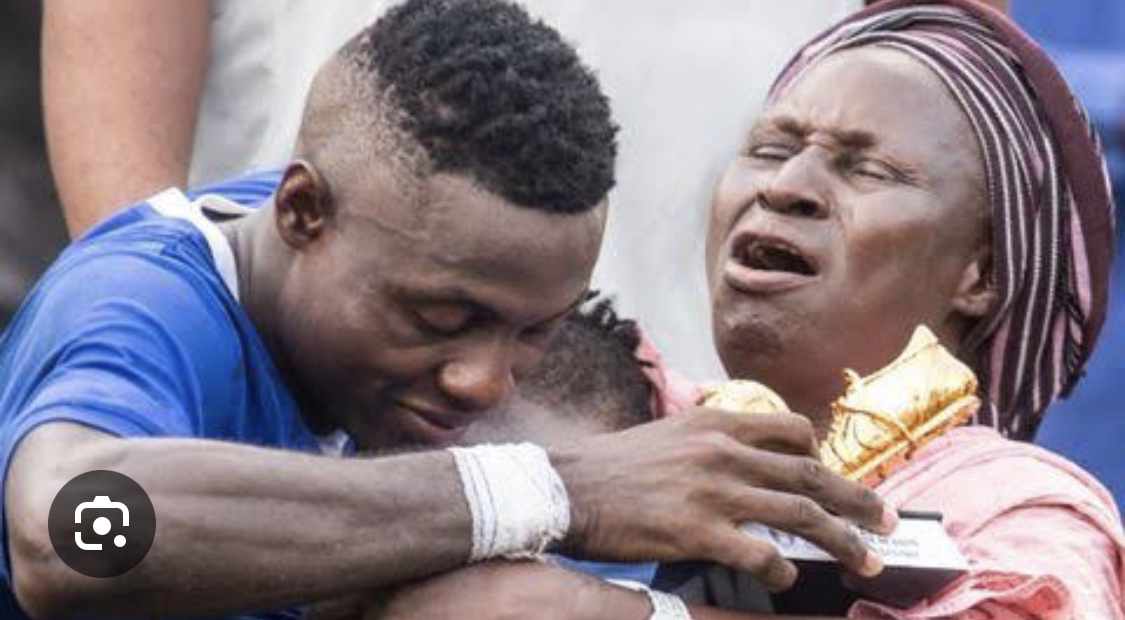 Joy of mother hood! Tears flow as 3SC star bags NPFL player of the season award