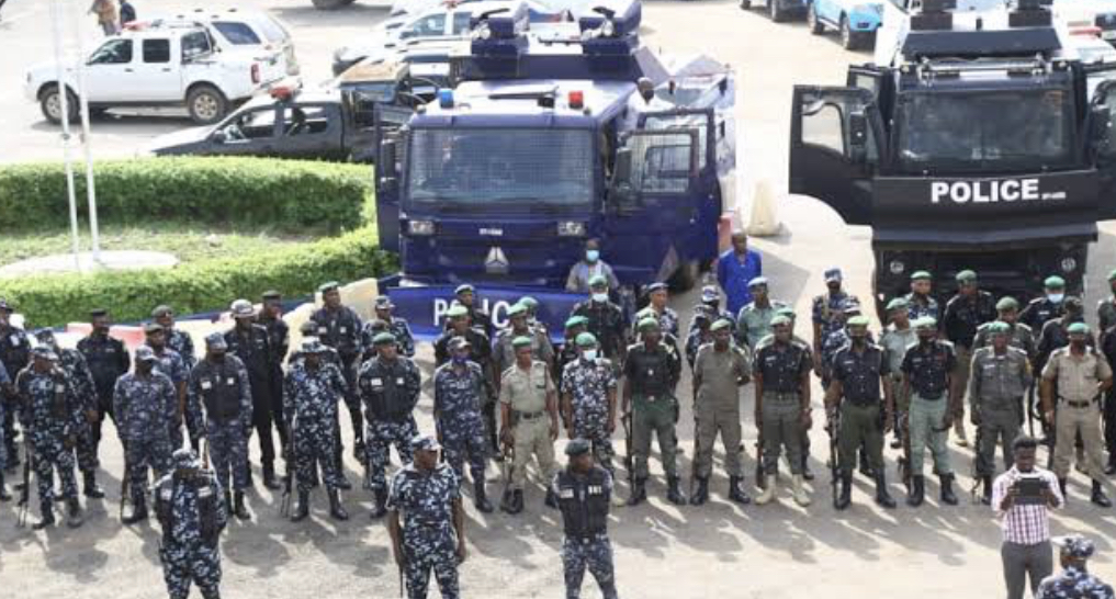 RRS, Task Force Other Armed Security Operatives Flood Streets of Lagos Ahead of Protest (VID)