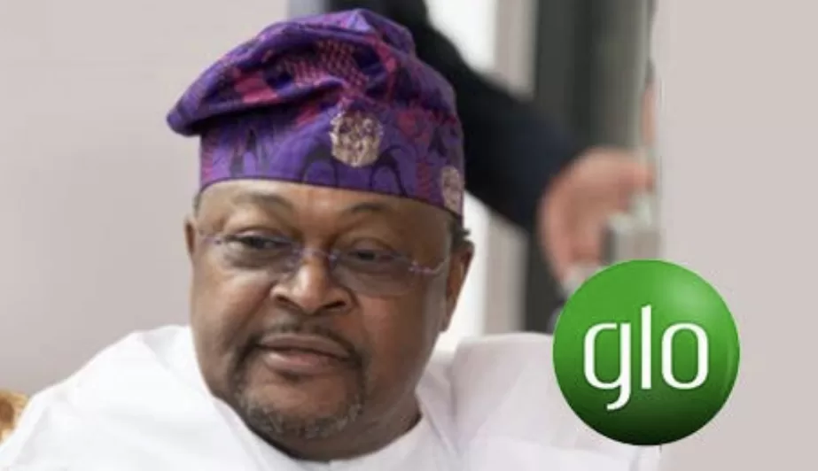 Revealed!!! Day Glo Chairman, Mike Adenuga hide inside gutter at popular army barrack