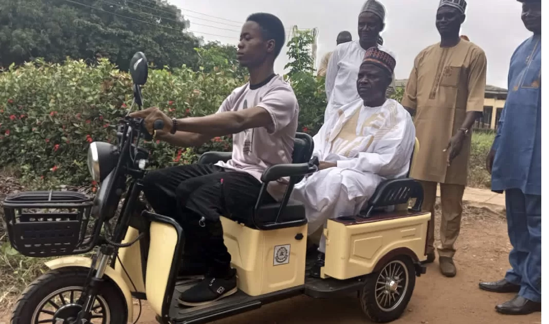 Many amazed, as popular Nigerian polytechnic invent electronic tricycle