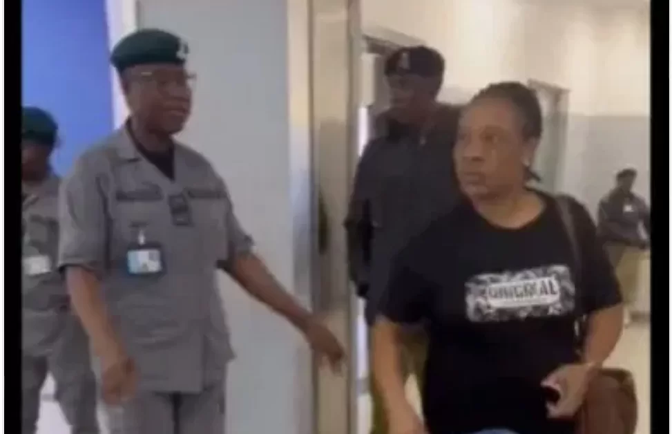 Drama in Lagos Airport, as woman tears husband’s passport after returning from abroad (Watch Video)