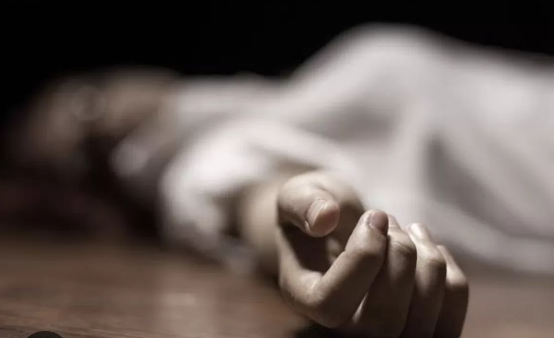 Woman slumps and dies while sharing testimony in Lagos church