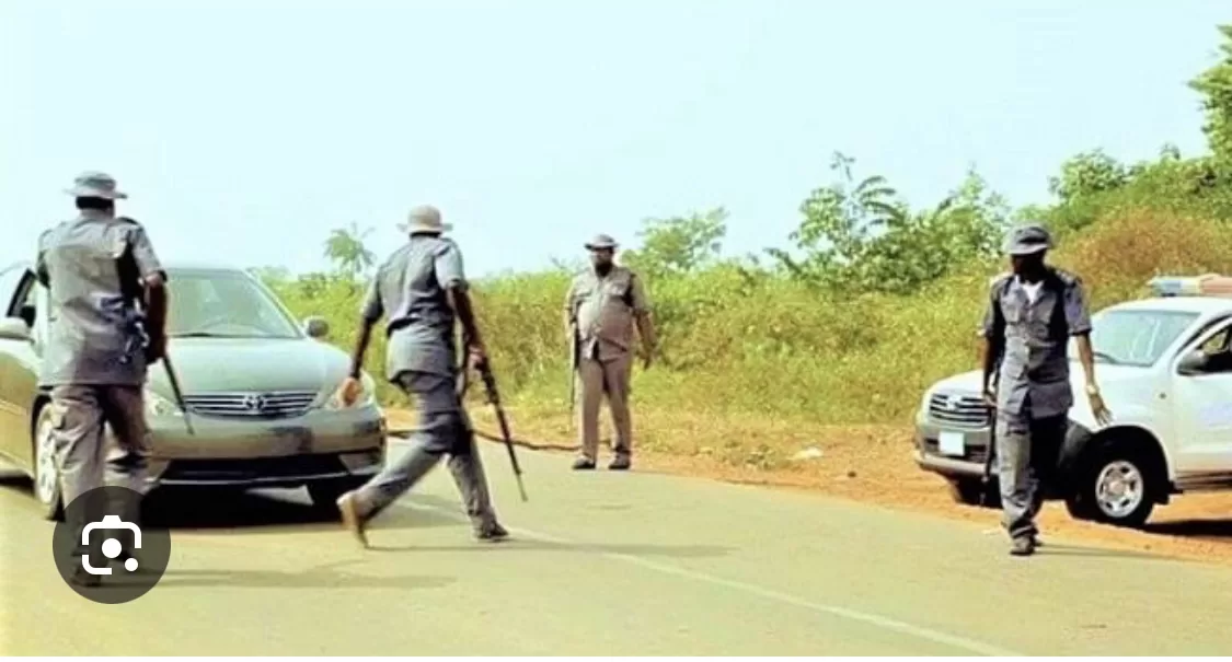 Onlooker Killed As Custom Officers, Smugglers Clash In Ogun