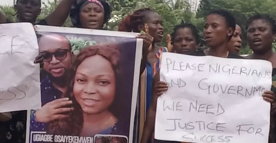 Market Women Protest Death of Success Izekor, The Pregnant Woman Killed by Her Husband in Edo (Watch Videos)